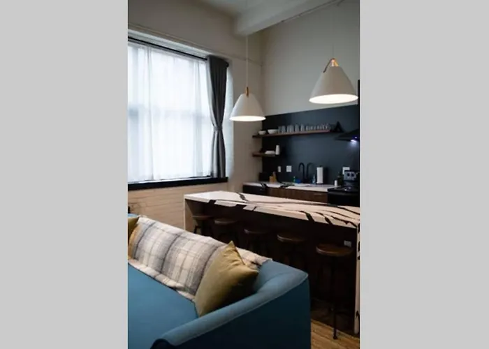 3e - *renovated* 3 Min To Hillman Cancer Center Sleeps 6