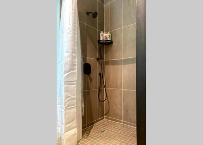 Apartment 3e - *renovated* 3 Min To Hillman Cancer Center Sleeps 6 Pittsburgh
